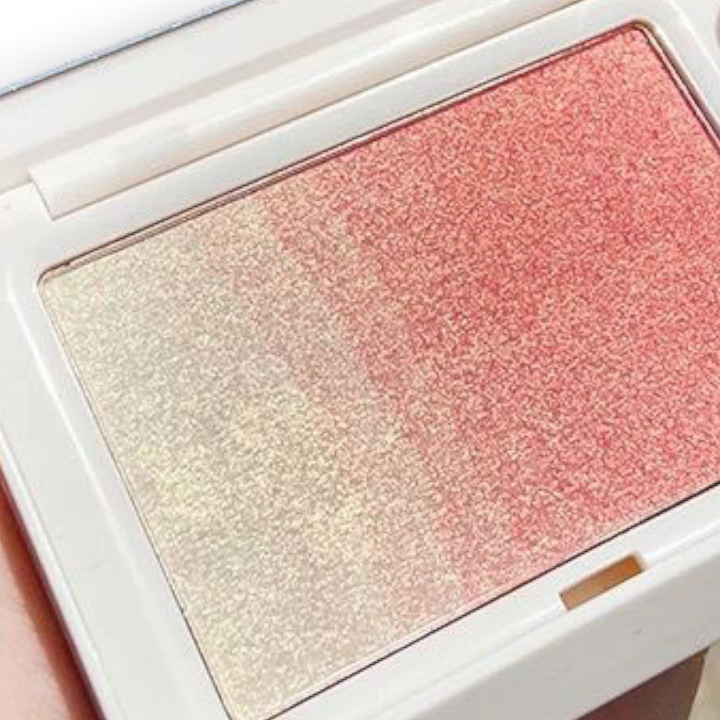 Balandra Illuminating Powder